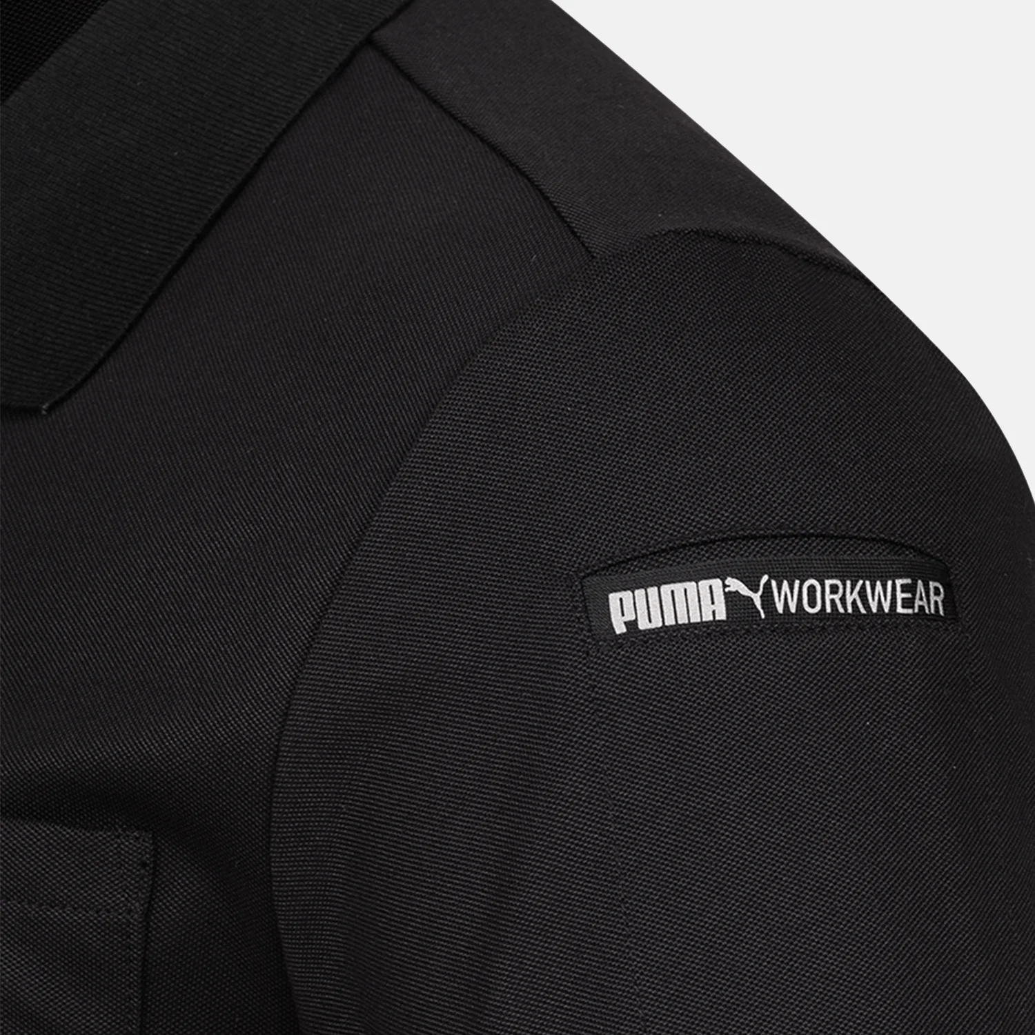 PLAYERA POLO NEGRA PUMA WORKWEAR ADVANCED PARA HOMBRE - Image 5